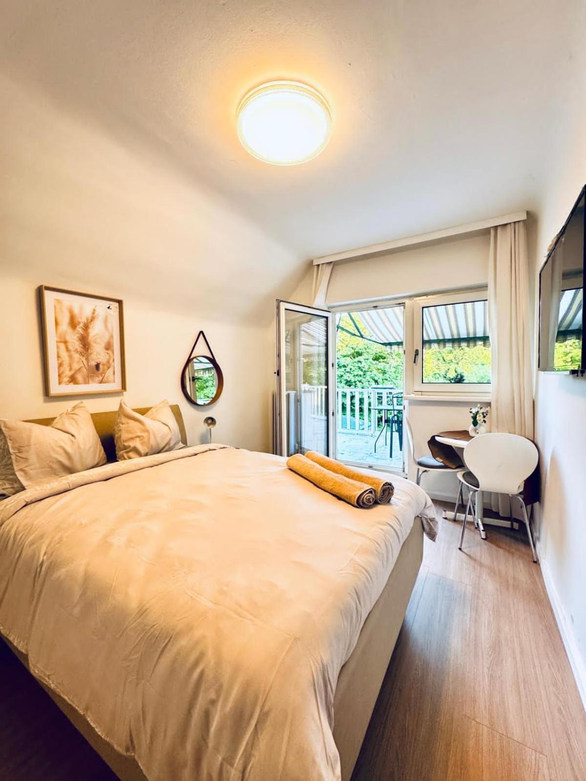 Spacious 6br Shared With Garden Near Danube For 16 Guests