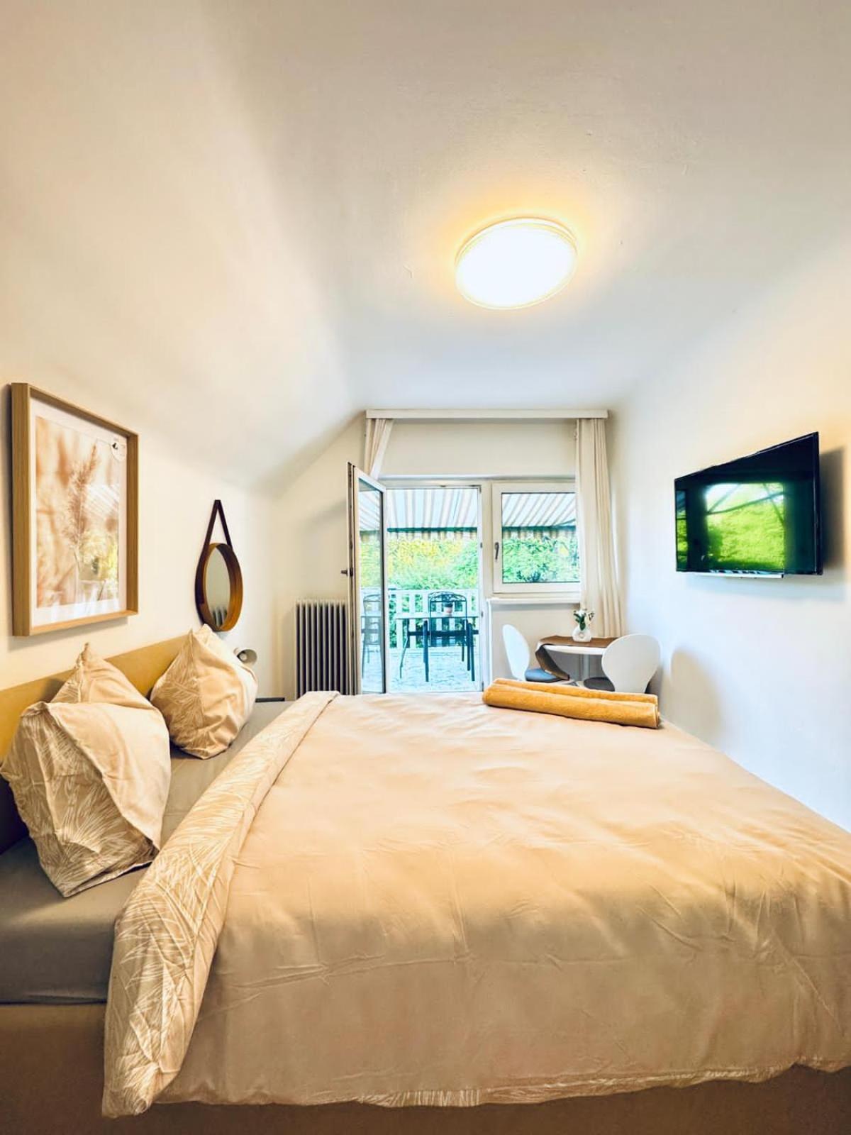 Apartment Spacious 6br Shared With Garden Near Danube For 16 Guests Wien