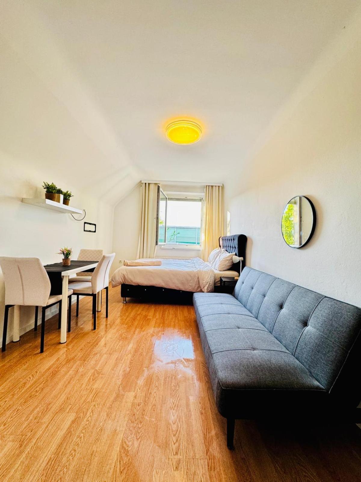 Spacious 6br Shared With Garden Near Danube For 16 Guests Apartment *