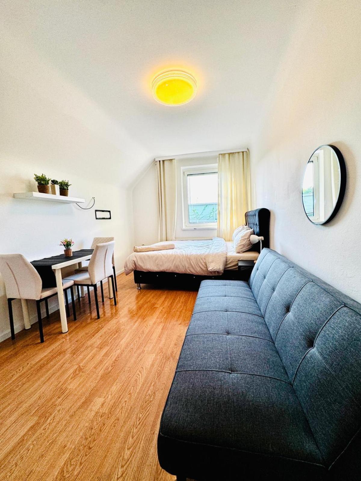 Apartment Spacious 6br Shared With Garden Near Danube For 16 Guests Wien