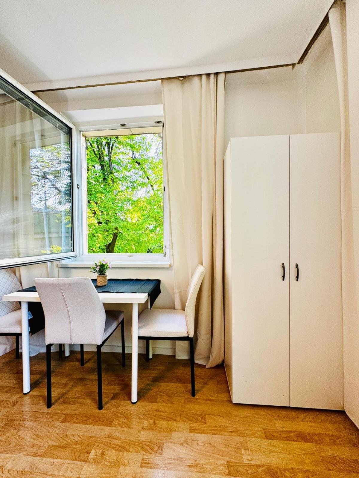 Spacious 6br Shared With Garden Near Danube For 16 Guests * Wien